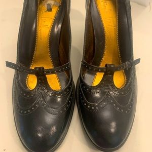 Wingtip Nichole Miller pumps